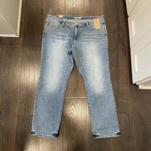 LEVI'S 314 Shaping Straight Stellar Stretch Jeans Womens Mid Rise Size 22w NWT